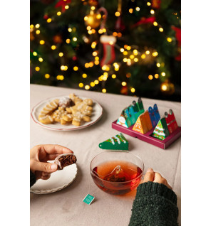 Christmas Tree Collection - White Wonders -6 Pyramid Gift Pack